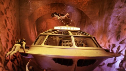 fantastic-voyage-science-fiction-film-1966-905x500